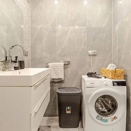 Comfort In Nivy New Downtown At Bus Station Apartman *