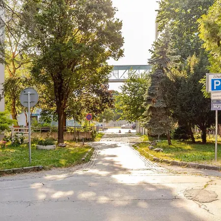 Apartman Comfort In Nivy New Downtown At Bus Station